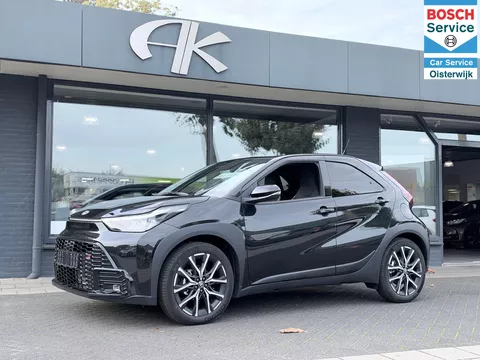 Toyota Aygo X Hybrid 115 GR Sport Automaat | JBL | LED | Keyless