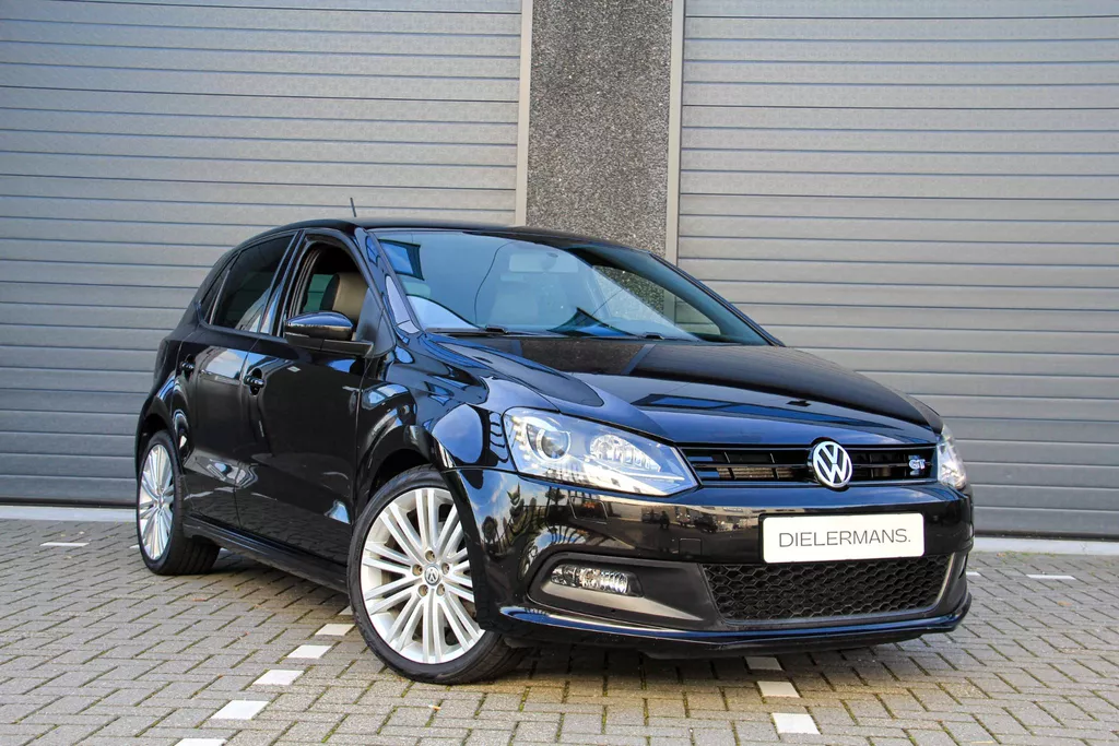 Volkswagen Polo 1.4 TSI BlueGT 150 pk | 5 Deurs | Distributieriem vervangen! | Koppelingsplaten vervangen! | verse APK!
