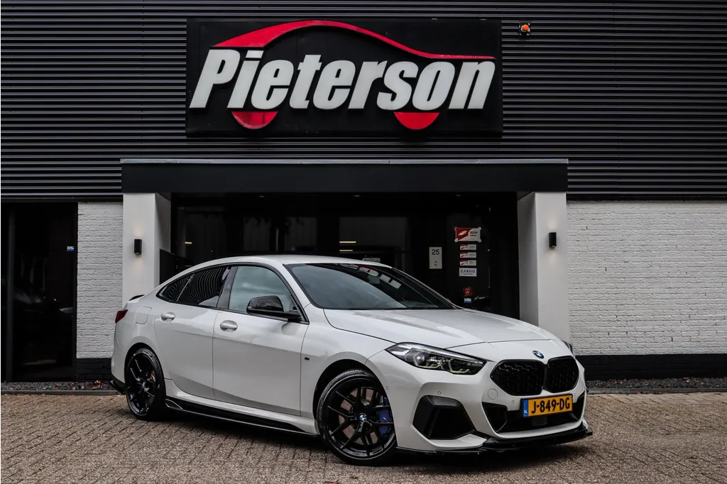 BMW 2-serie Gran Coup&eacute; M235i xDrive DEALER OH H&amp;K SFEER