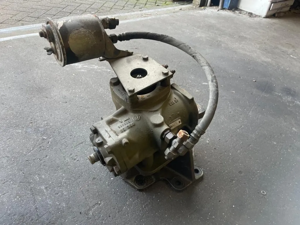 DAF ZF 8046955123 STEERING BOX