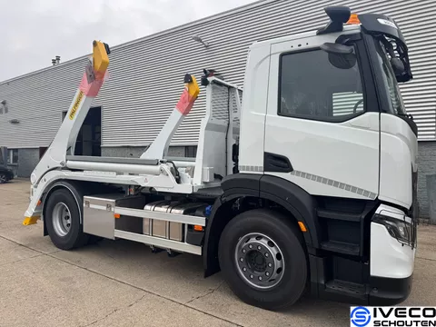 Iveco S-Way AD280S40FP