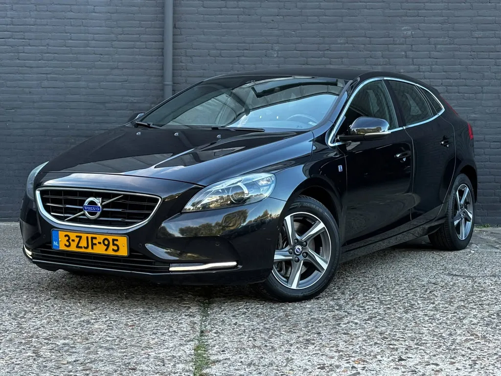 Volvo V40 2.0 D4 Ocean Race Business PANO|LEDER|STOELVER|NAVI|CAMERA|NWE APK