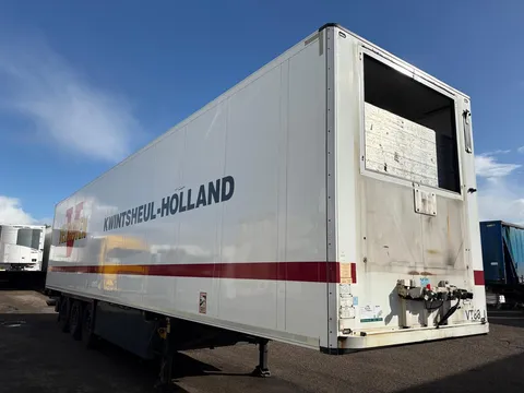 Schmitz Cargobull SKO 24/L-13.4 FP 45 COOL (SKO24) Palletbox Isolated box, LBW taillift, Alu floor , disc
