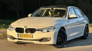 Bmw 3-serie 320i F30 - Automaat LED - LEDER !