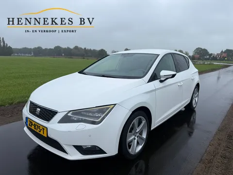 Seat Leon 1.2 TSI Style dsg xenon- led leder