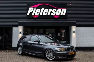 BMW 1-serie 130i M-Pakket PANO KLEPPENSYSTEEM NAVI CLIMA