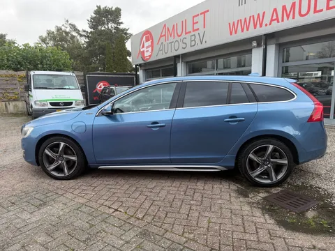 Volvo V60 2.4D6,AWD,Hybrid,Summum: 4895,-