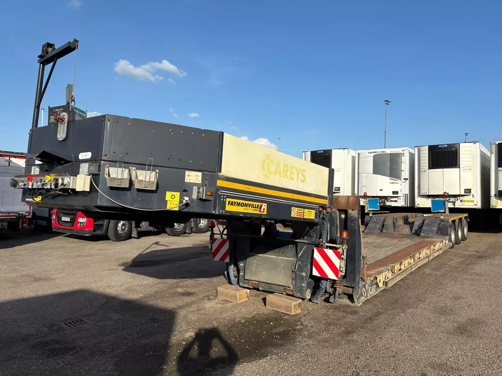 Faymonville FS 43 1ACC 3 axle lowbed ramps detachable gooseneck