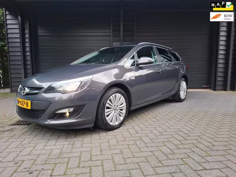 Opel Astra Sports Tourer 1.4 Turbo Blitz Carplay cruise trekhaak erg netjes