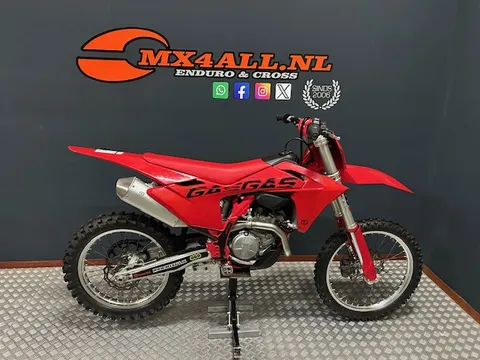KTM 450 Gas Gas MC F 2025 slechts 38 uur Btw motor ! No 250 350 SXF