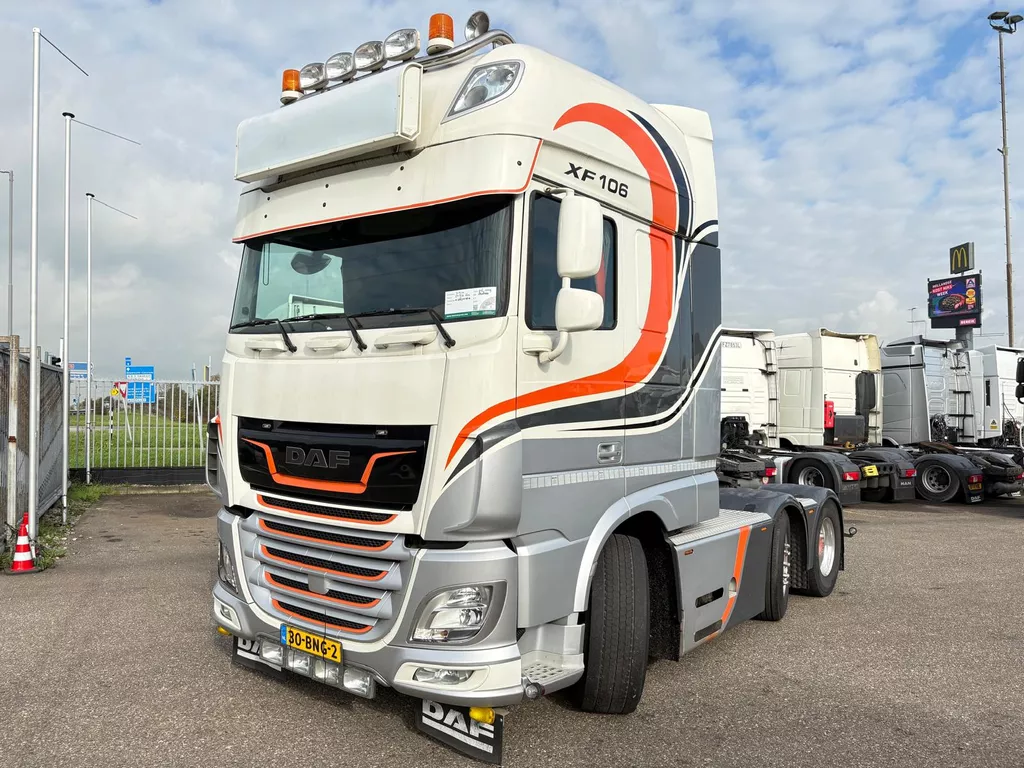 DAF XF 530 6x2 lifting steering, alco, leather interior, TUV